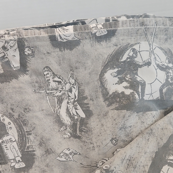 Pottery Barn Teen Star Wars Gray White Iconic Moments Queen Flat Sheet - Picture 5 of 9